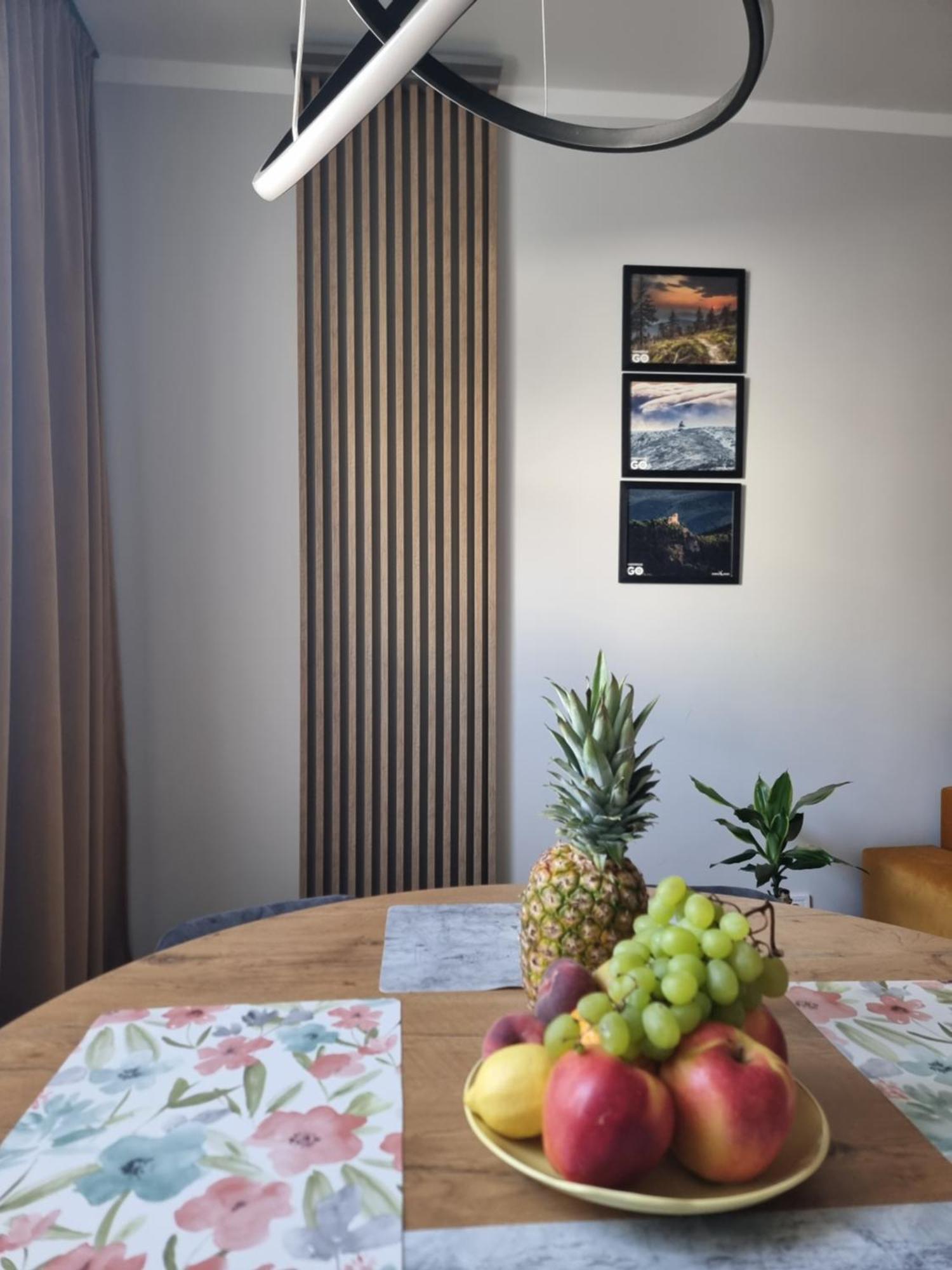 Apartament Lux Lemon Jelenia Gora Exterior photo
